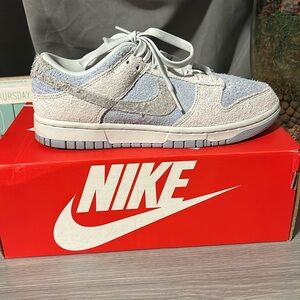 Women Nike dunk shoes low size 7